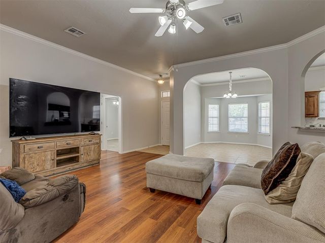 700 Taber Lane, Edmond, OK 73003