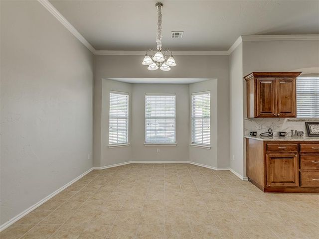 700 Taber Lane, Edmond, OK 73003