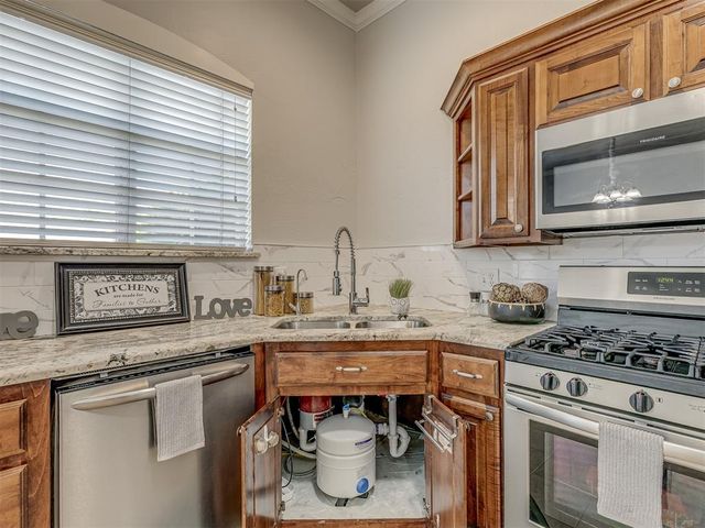 700 Taber Lane, Edmond, OK 73003