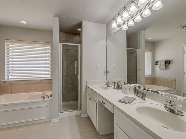 700 Taber Lane, Edmond, OK 73003