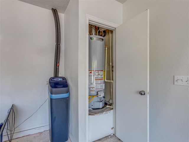 700 Taber Lane, Edmond, OK 73003