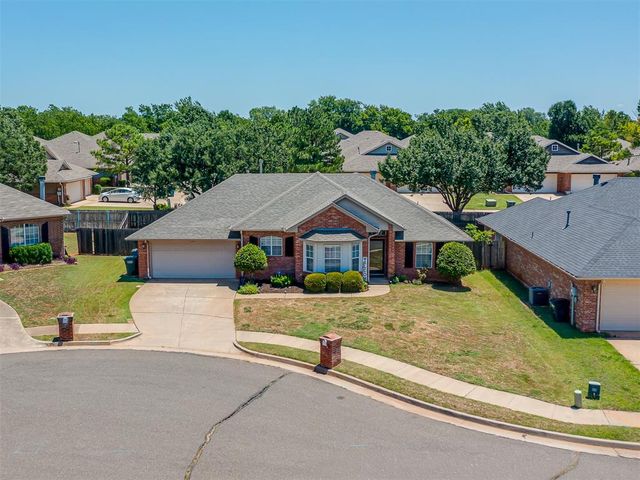 700 Taber Lane, Edmond, OK 73003