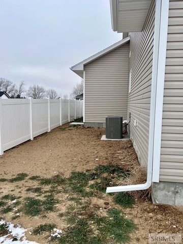 6203 Maggie Drive, Idaho Falls, ID 83402