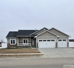 6203 Maggie Drive, Idaho Falls, ID 83402