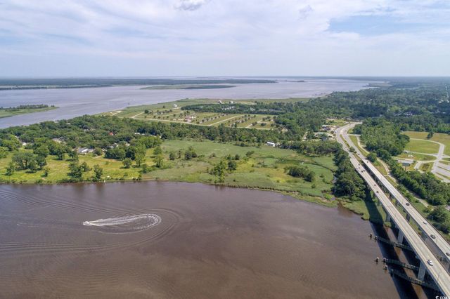 610 Bayview Dr., Georgetown, SC 29440