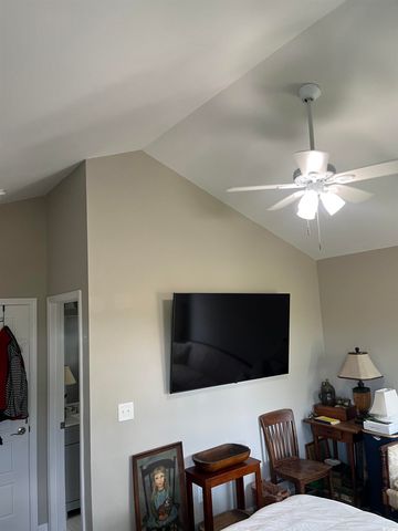 610 Bayview Dr., Georgetown, SC 29440