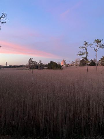 610 Bayview Dr., Georgetown, SC 29440