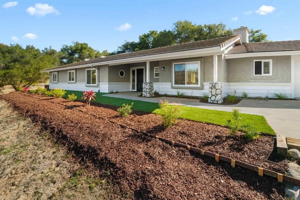 2495 Marianne Ln, Fallbrook, CA 92028