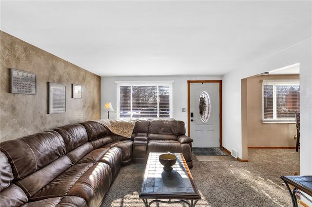 440 Brunner Dr, Monroeville, PA 15146