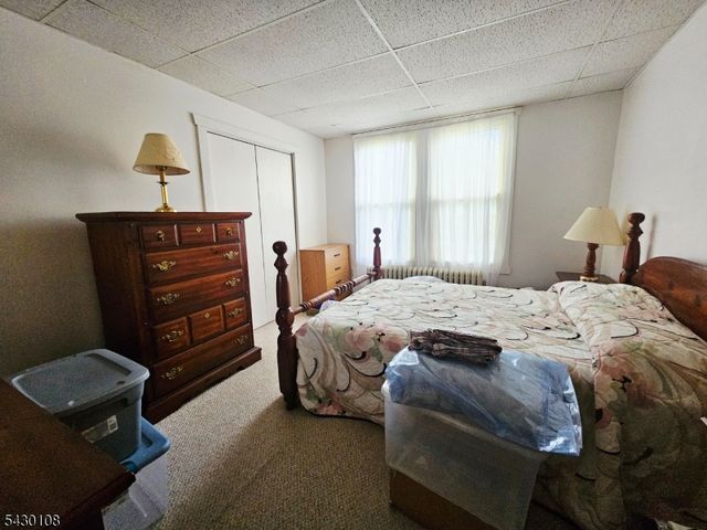 51 Main St, Franklin Boro, NJ 07416