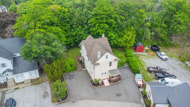 51 Main St, Franklin Boro, NJ 07416