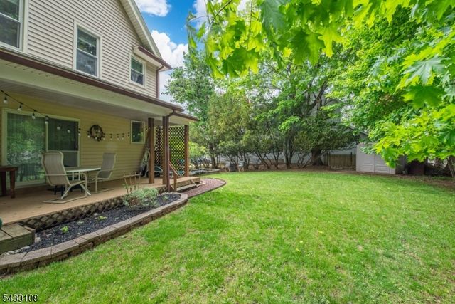 51 Main St, Franklin Boro, NJ 07416