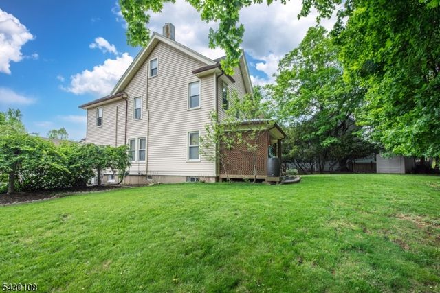 51 Main St, Franklin Boro, NJ 07416