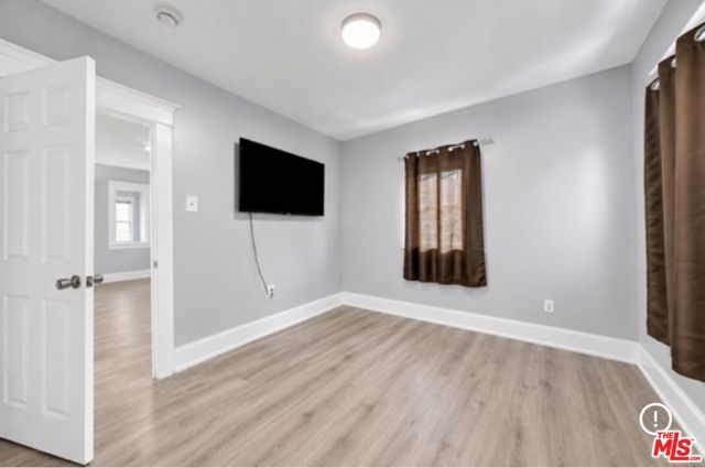224 W 84th Street, Los Angeles, CA 90003