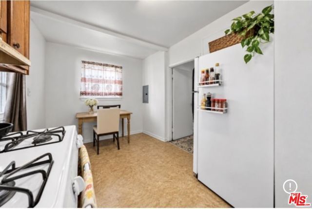 224 W 84th Street, Los Angeles, CA 90003
