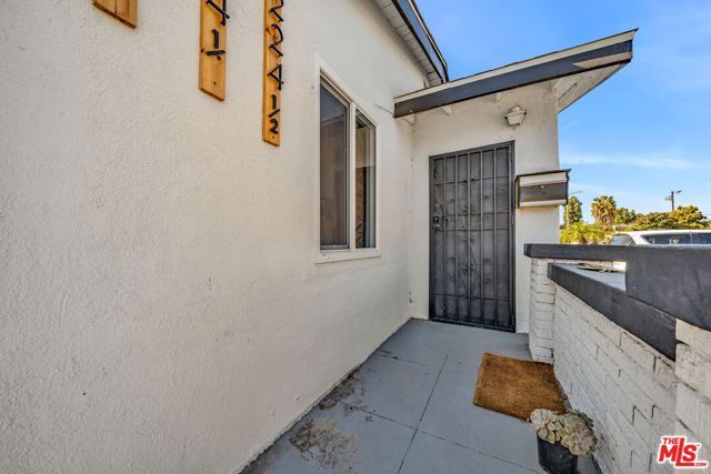 224 W 84th Street, Los Angeles, CA 90003