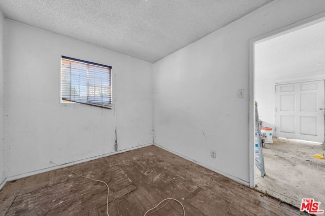 224 W 84th Street, Los Angeles, CA 90003