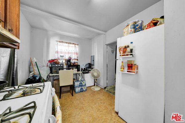 224 W 84th Street, Los Angeles, CA 90003