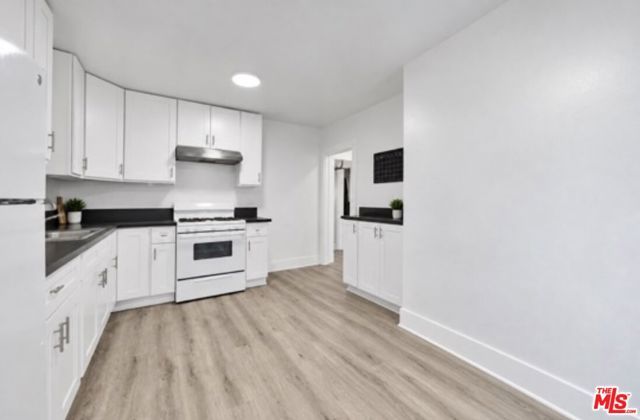 224 W 84th Street, Los Angeles, CA 90003