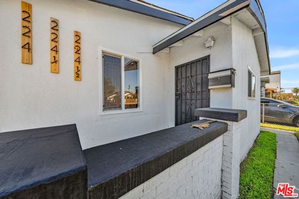 224 W 84th Street, Los Angeles, CA 90003
