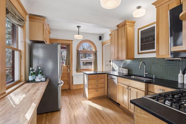 1906 Lincoln Avenue, Saint Paul, MN 55105