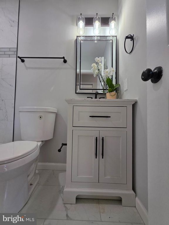 Image 17 of property listing at 4720 TRAIL CT, Westminster, MD 21158