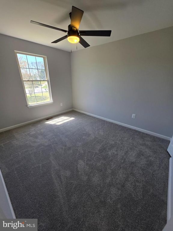 Image 22 of property listing at 4720 TRAIL CT, Westminster, MD 21158