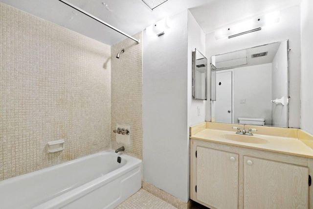 3101 Oakland Shores Drive H108, Oakland Park, FL 33309