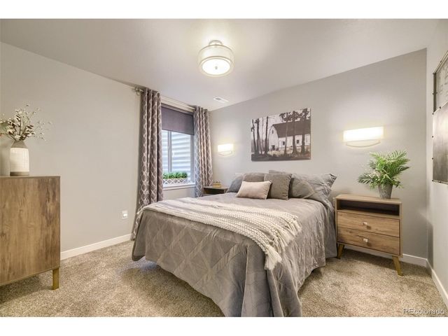 6678 W Jewell Pl, Lakewood, CO 80227