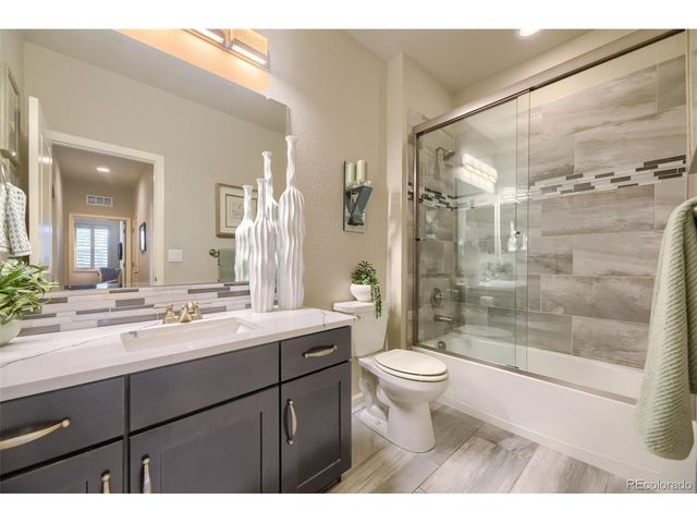 6678 W Jewell Pl, Lakewood, CO 80227