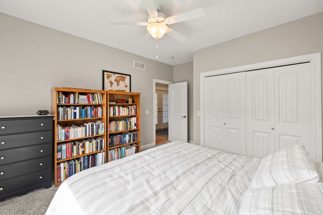 14323 Sheridan Avenue, Urbandale, IA 50323