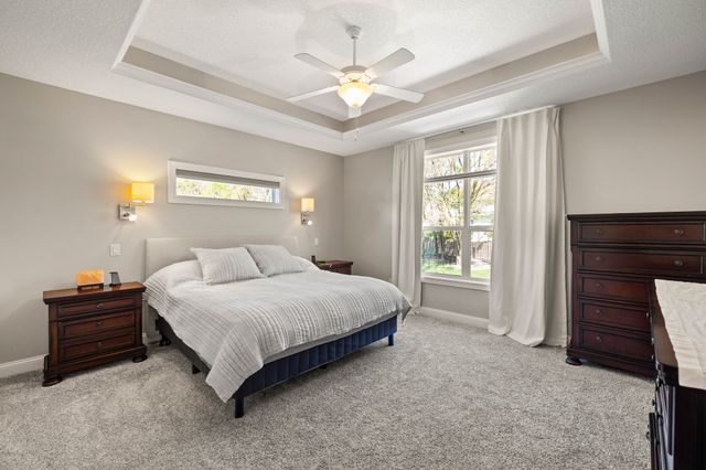 14323 Sheridan Avenue, Urbandale, IA 50323
