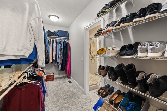 14323 Sheridan Avenue, Urbandale, IA 50323