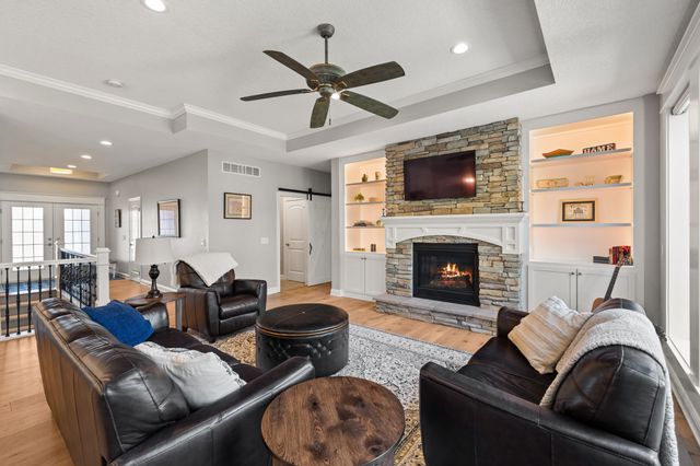 14323 Sheridan Avenue, Urbandale, IA 50323