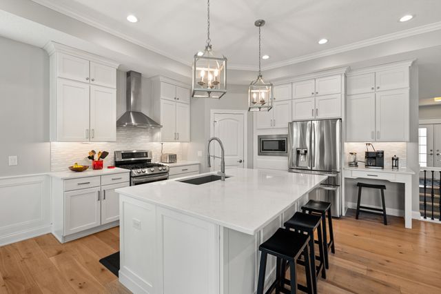 14323 Sheridan Avenue, Urbandale, IA 50323