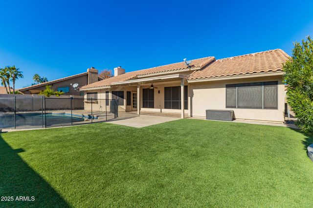 1147 W NEWPORT BEACH Drive, Gilbert, AZ 85233
