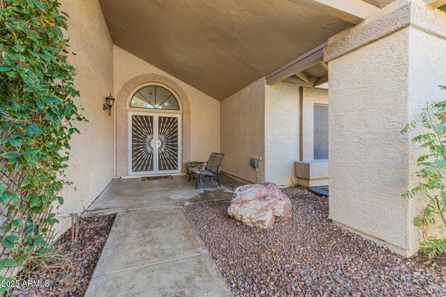 1147 W NEWPORT BEACH Drive, Gilbert, AZ 85233