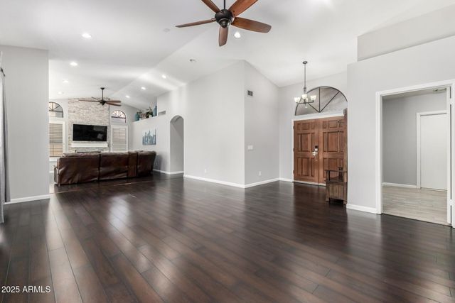 1147 W NEWPORT BEACH Drive, Gilbert, AZ 85233