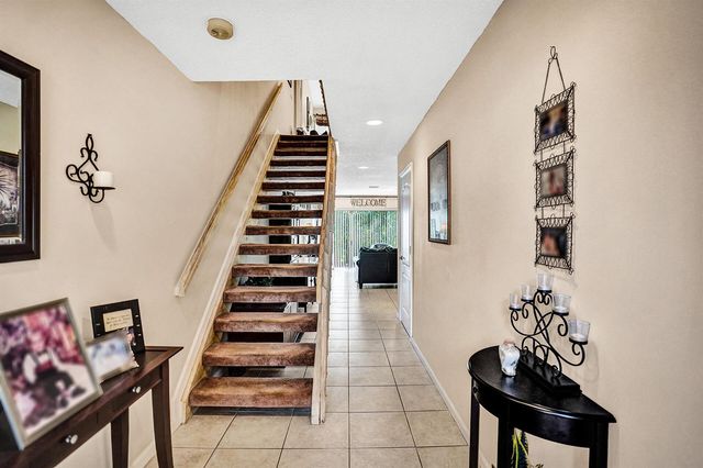 4941 Riverside Drive, Coral Springs, FL 33067