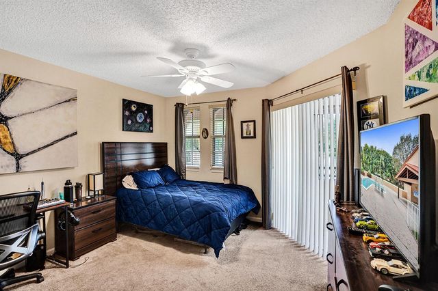 4941 Riverside Drive, Coral Springs, FL 33067