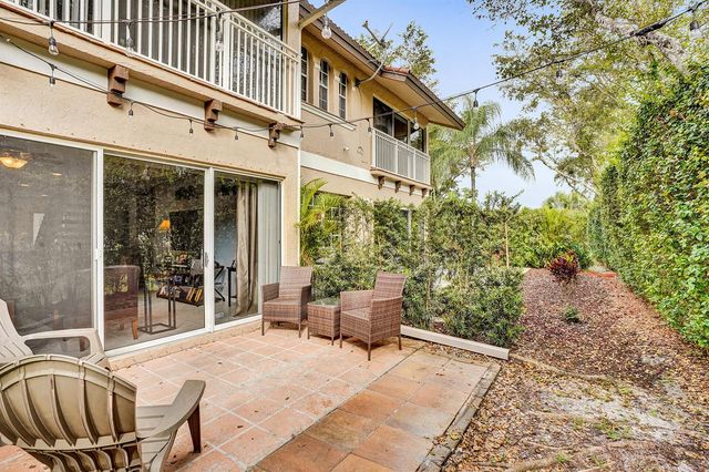 4941 Riverside Drive, Coral Springs, FL 33067