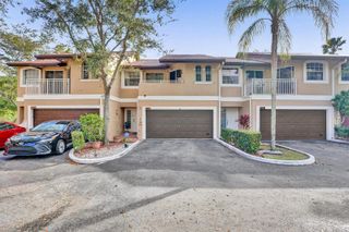 4941 Riverside Drive, Coral Springs, FL 33067