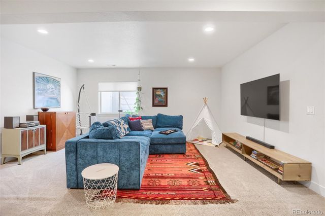 6003 Geneva Street, Denver, CO 80238