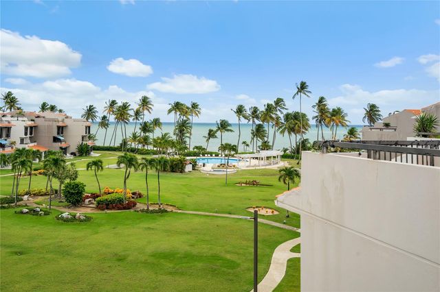 180 CRESCENT COVE COVE SE 37, Humacao, PR 00791