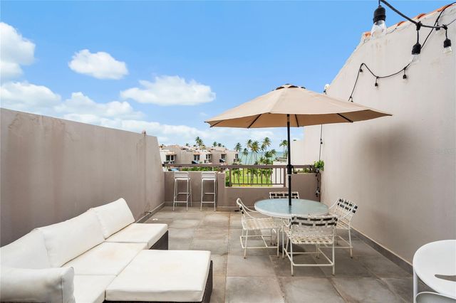 180 CRESCENT COVE COVE SE 37, Humacao, PR 00791