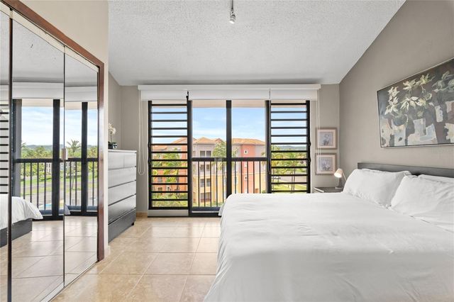 180 CRESCENT COVE COVE SE 37, Humacao, PR 00791