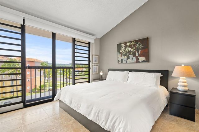 180 CRESCENT COVE COVE SE 37, Humacao, PR 00791