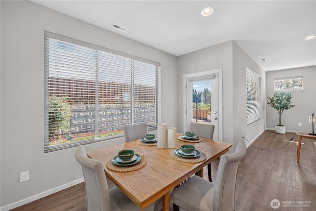 22437 SE 283rd Street, Maple Valley, WA 98038