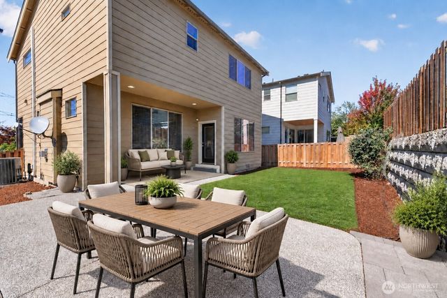 22437 SE 283rd Street, Maple Valley, WA 98038