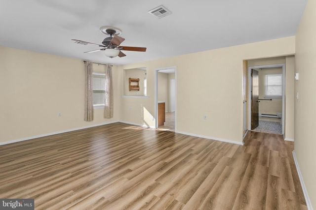 223 HUNTINGTON DR, Southampton, NJ 08088